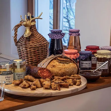 Csoda Birtok דירה *